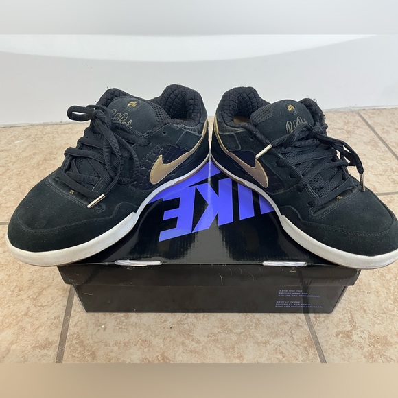 SOLD! - Picture 3 of 6